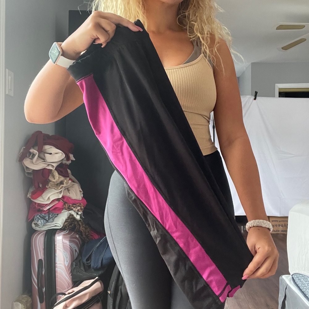 CONNECTION SPORT Size XL MidCalf Workout Leggings